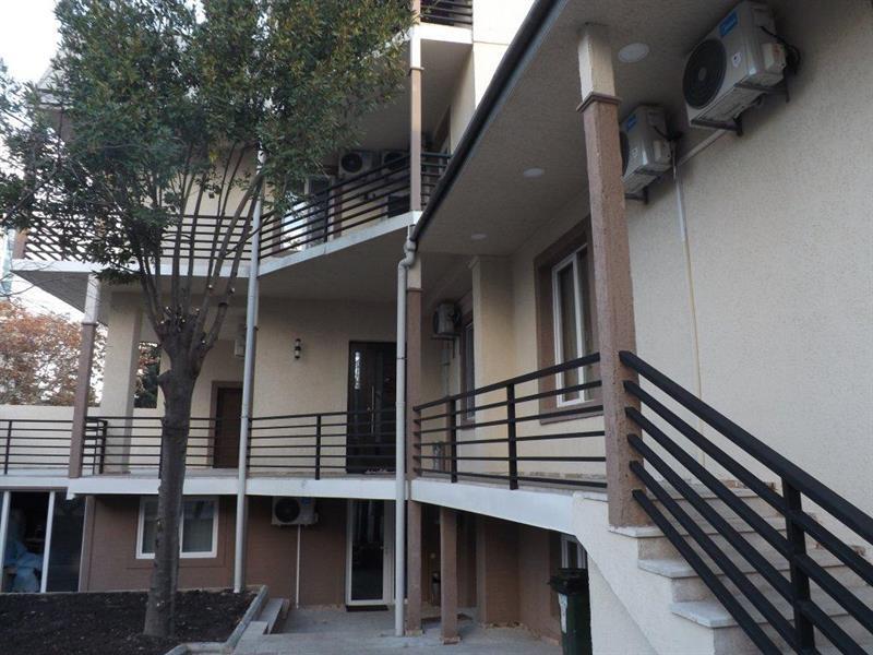 Green Corner Hotel Tbilisi Exterior photo